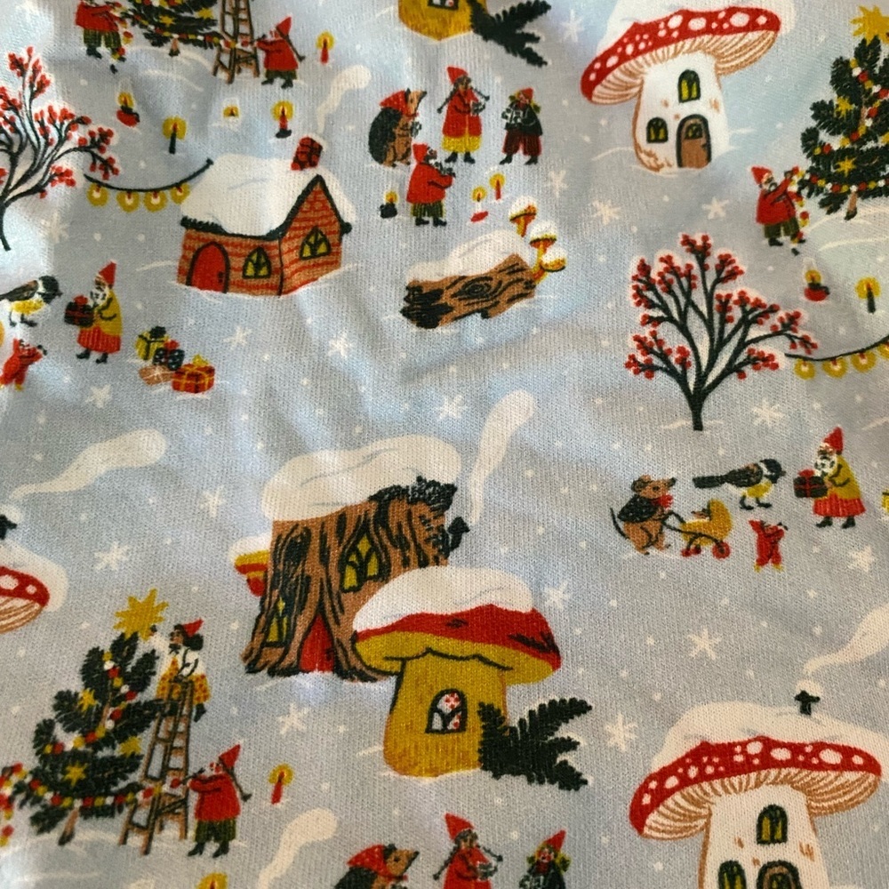 Kids maison me holiday Christmas mushroom print pajamas